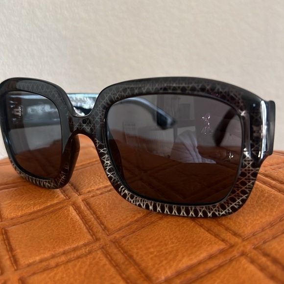 CHRISTIAN DIOR CANNAGE BLACK/SILVER NWOT SUNGLASSES - Picture 5 of 13